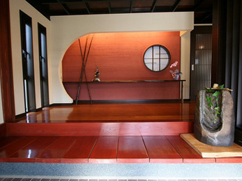 孫たちが喜んで遊びにきています。10人集まっても広々と楽しく過ごすことが出来ました。