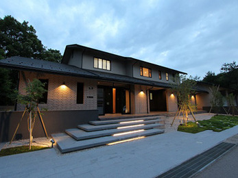 印象がガラッと変わり、期待以上の仕上がりとなりました。