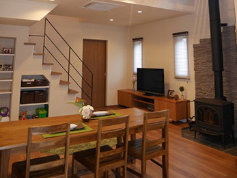 ワンフロアのLDKやリビング階段など家族とのコミュニケーションがとりやすくなりました。