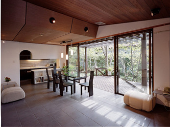 自然と融合したギャラリーになってとても嬉しいです。