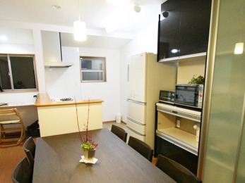 こだわりの玄関化粧柱等、想い出を残しながら住みやすい家になり、喜んでいます。