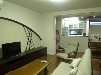 空間の雰囲気に合わせ、お花を飾るのが楽しみです。