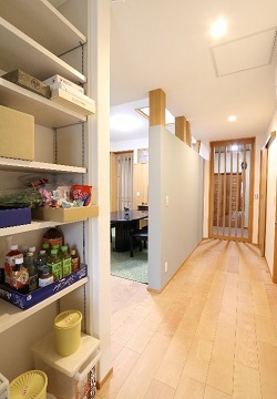 廊下収納.jpg
