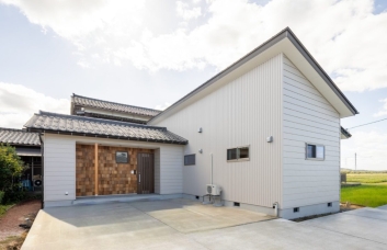 酒井MH.jpg