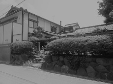 ビフォー外観.jpg