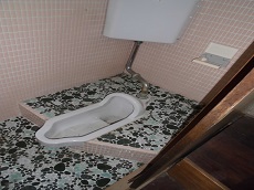 三十刈トイレ前.jpg