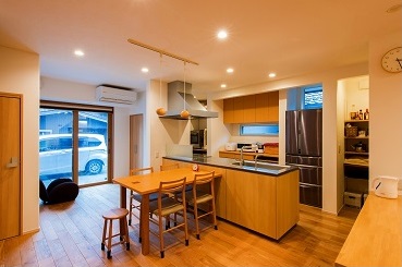381aDK.jpg