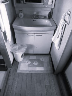 510_洗面before.jpg
