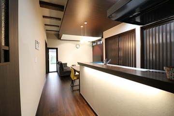 636_bl360-2.jpg