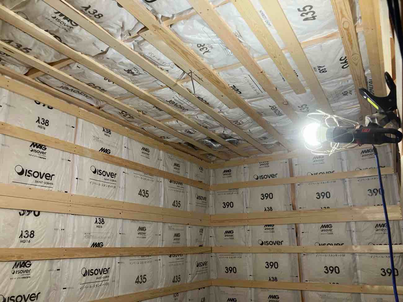 4│断熱性能を高め、冬の寒さをやわらげる。家の中で心地よく過ごせる、あたたかな住まいへ。